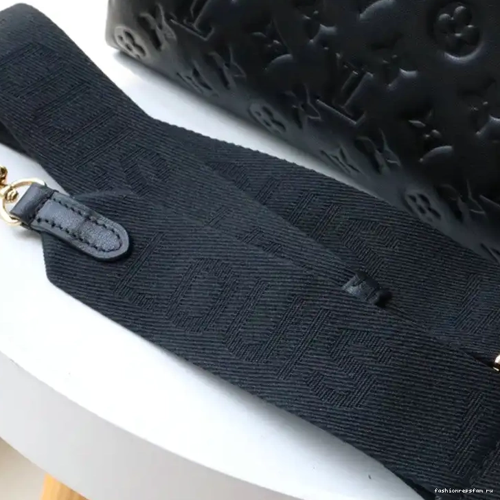 Fashionrepsfam ru 2104DJ0102 LV Bags 0813